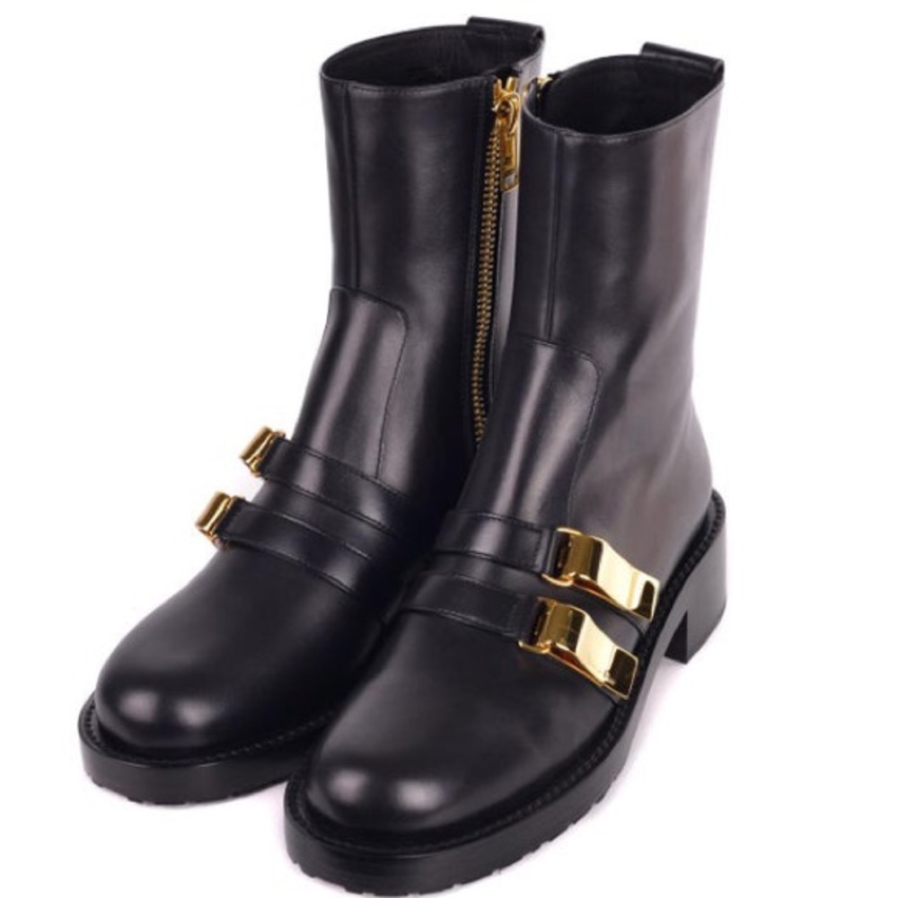 Dior d-race buckle leather boots
